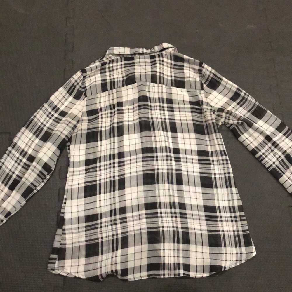 Old Navy blouse - Picture 2 of 2